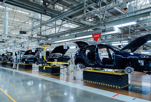 2021車圈熱詞盤點 華為、混動、OTA，個個火遍汽車圈